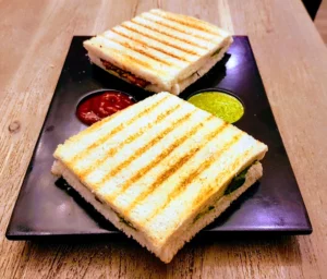 Aloo Matar Sandwich (2 Pc)